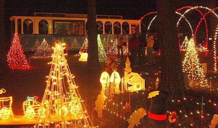 Holiday Lights Trolley Tour image