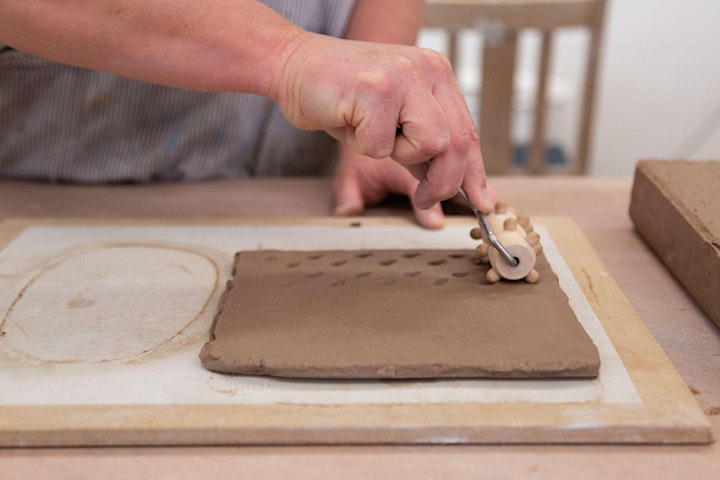 Clay Experience: Hand building with Joanne Searle image