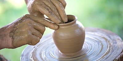 Primaire afbeelding van Intimate Outdoor Pottery Party - Pottery Class by Classpop!™