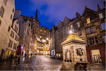 Edinburgh's Old Town by night - a Postcard Tour