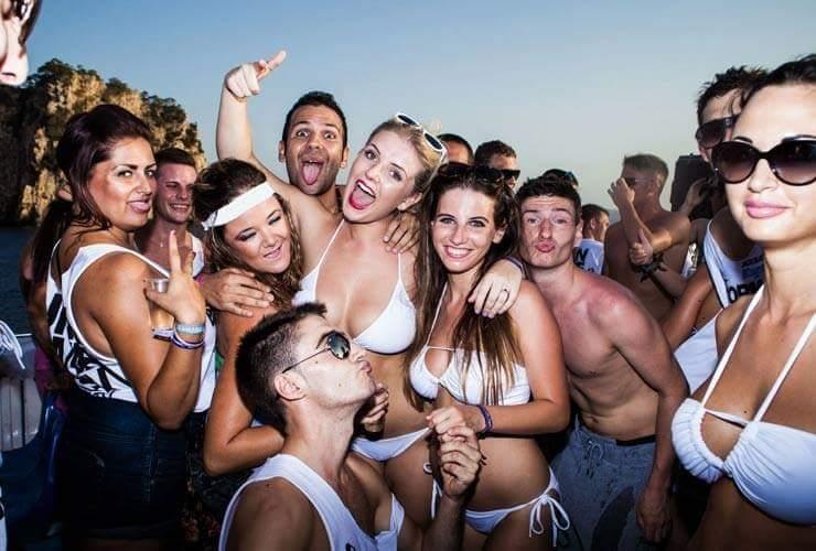 Barcelona Booze Cruise - Boat Party 2018 - 2018-04-14 April 2018.