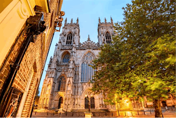 A Walk through York - England's Most Beautiful City