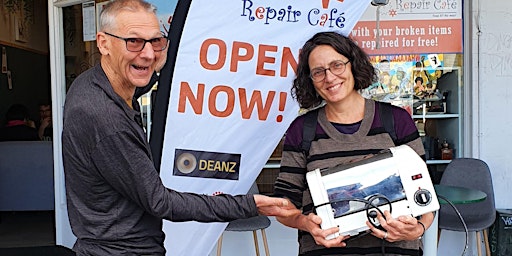 Toss it? No Way! Come to the monthly Repair Cafe!