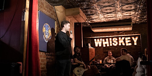 The Best Stand-Up Comedy Bar Show in NYC - The Famous Village Idiot Show!  primärbild