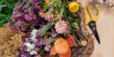 Autumn dried flower Wreath Workshop  – natural flower arranging