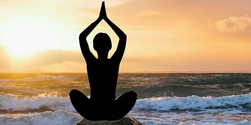 Yoga und Achtsamkeit am Meer