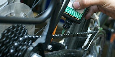 Primaire afbeelding van Ladies Nights: Introduction to Bicycle Maintenance 2022