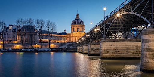 Romantic Paris Outdoor Escape Game: Live, Laugh, Love along the Seine