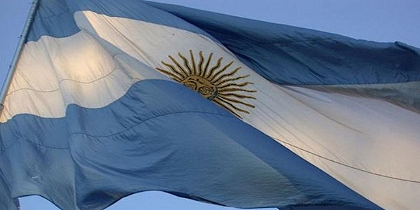 Ceremonia de promesa a la bandera argentina