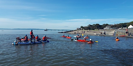 Immagine principale di Children's Kayaking and Mega SUP Session 