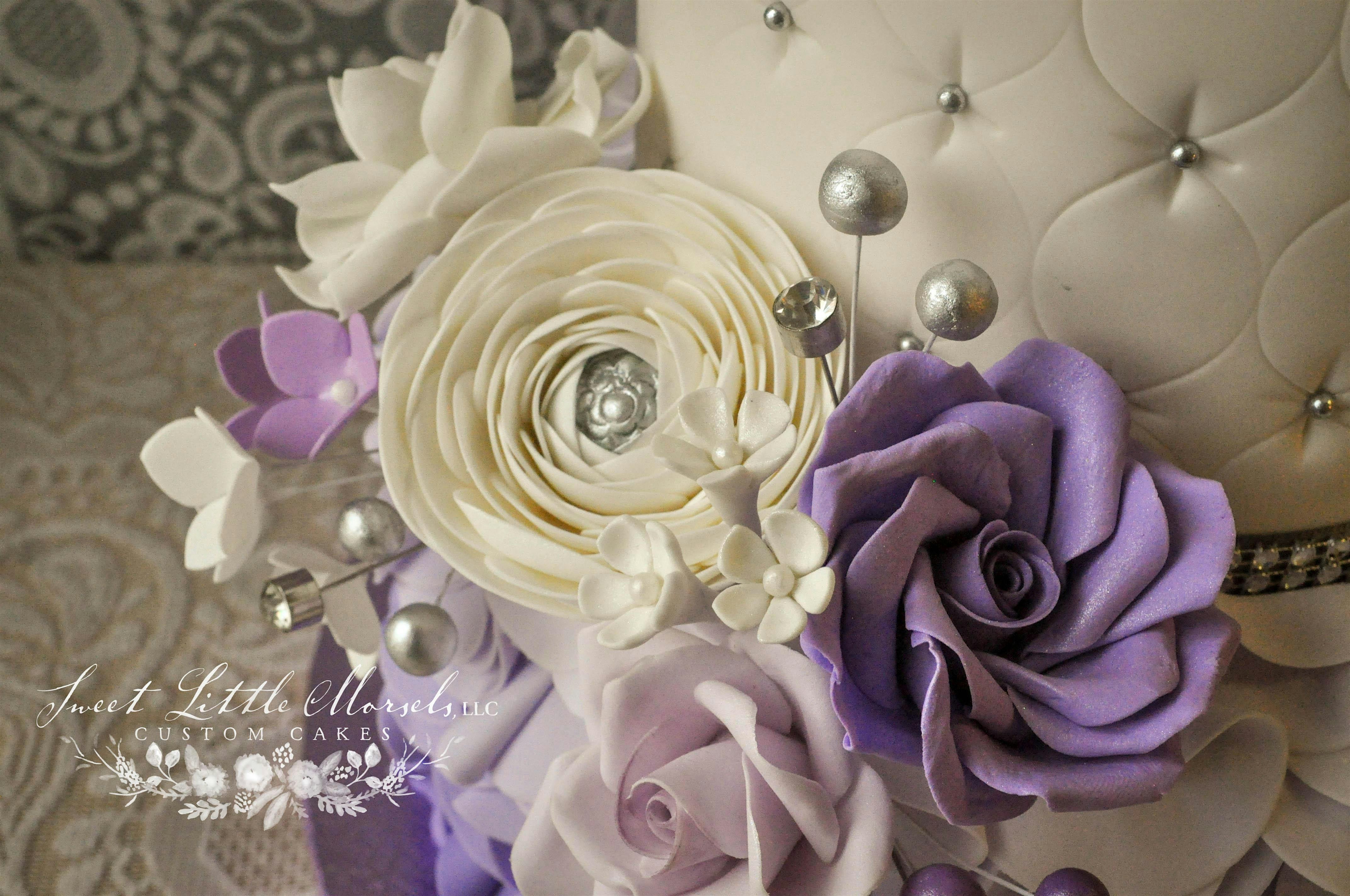 Learn To Make Modern Sugar Ranunculus at Frans Cake and Candy Supplies