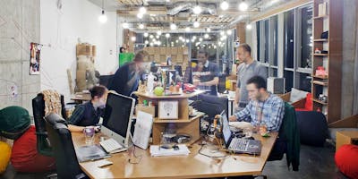 ESCRITÓRIO COMPARTILHADO