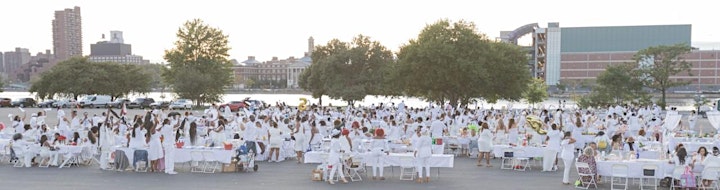 Brooklyn  Popup - Soirée Dans Le Parc - A Chic  All-White Dinner  Party image