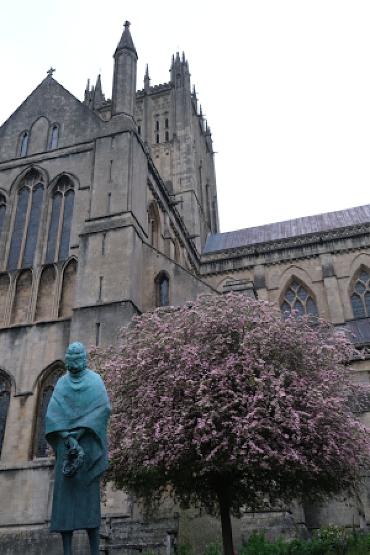 Vicars Close & Outside Tour of  Wells Cathedral image