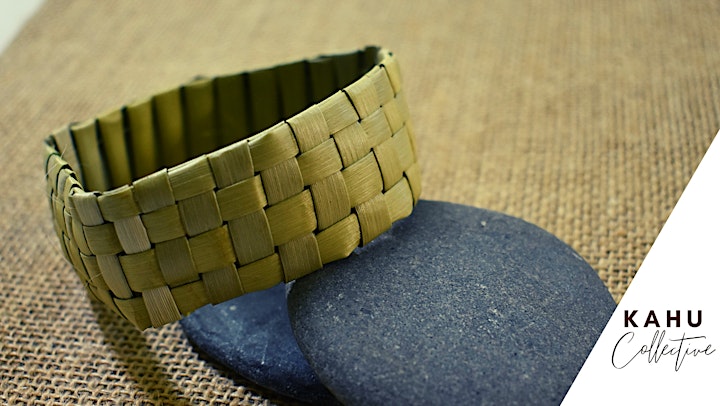 Kōmore/Harakeke Bracelet Workshop image