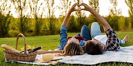 Pop Up Picnic in the Park Couple Date Night+ 5 Love Languages (Self-Guided)