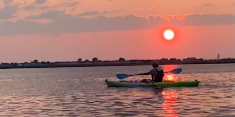 Wednesday Guided Sunset Paddle (Beach 88th St.)
