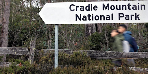 Sheffield to Cradle Mountain transport