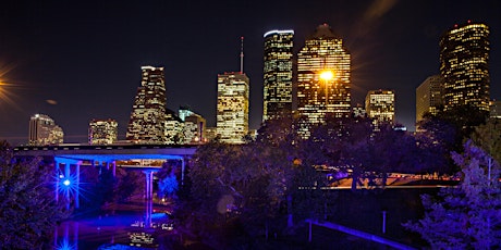 Immagine principale di 2hr Photography Walk around the Sabine Promenade (Houston, Texas) 