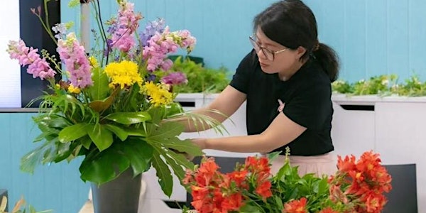 Eastern and Western style flower arrangements workshop series东西方插花艺术风格工作坊