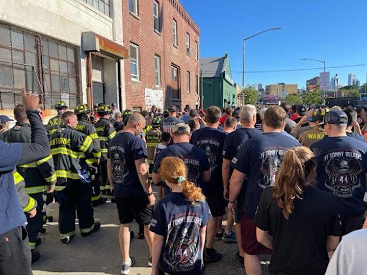 Team Oelkers Bus Ride to Tunnel to Towers 5K (to/from Trinity Restaurant) image