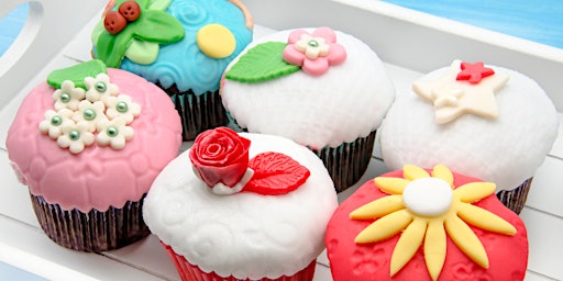Cupcake decorating for World Cupcake Day