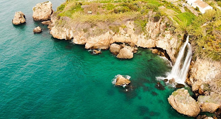 Imagen de Ruta acantilados de Maro + Playa Cañuelo con Quedadas Malaga