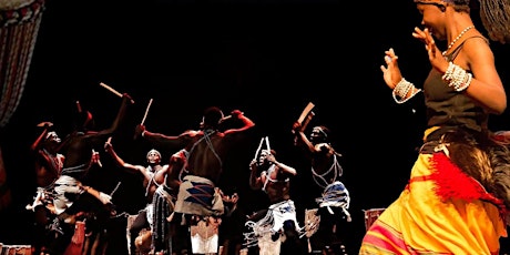 Ugandan Sticks y sus tambores de Ruanda en VALVERDE DE LA VERA