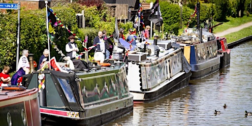 RCTA Floating Market Shropshire Union Canal, Nantwich Embankment, Nantwich