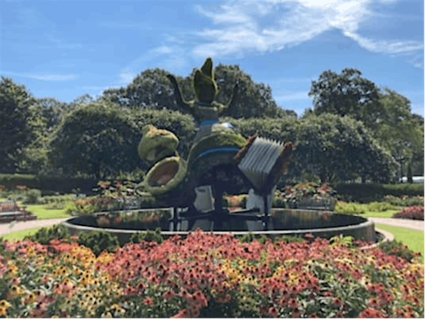 Botanic Garden - Alice in Wonderland Topiary Sculptures Exhibit & more
