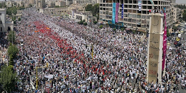 Spontaneous Collective Action: Peripheral Mobilization During the Arab Spri...