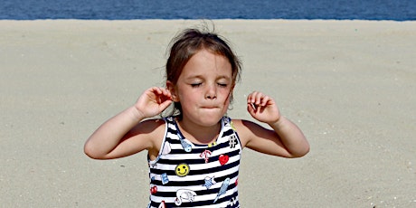 Image principale de NJMOM Family Yoga Night at the Pier