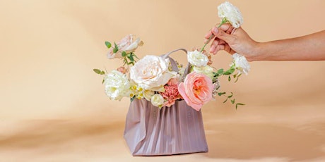 Imagen principal de Rosemantic Summer Floral Bag Workshop