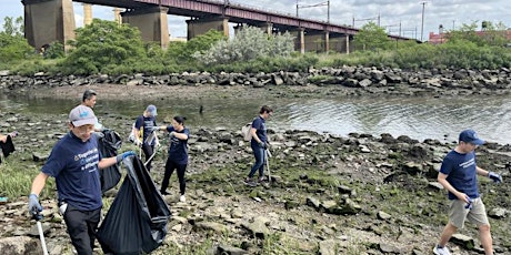 International Coastal Clean Up on Randall's Island