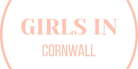 Girls In Cornwall - Paddleboarding Lesson