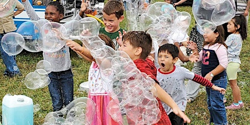 220814 - Free Bubble Festival at Sunday-Funday