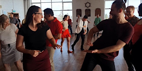 Sexy Bachata Novice Dance Class + MIni Social: Practice & Mingle with ppl