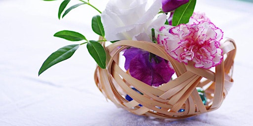 Small Bamboo Flower Basket Weaving Workshop