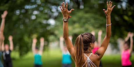 Immagine principale di Yoga itinerante sulle Mura di Città Alta - #Good Vibes Run - Discoverun 