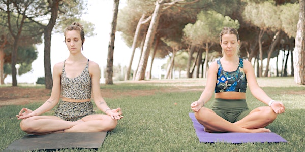 ROOFTOP YOGA EXPERIENCE in Gracia Wedn: 7 pm & Fridays:10 am