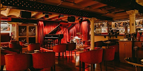 Copa con sabor a Jazz en Milano Bar