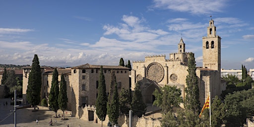 Imagem principal de Visita guiada al Monasterio de Sant Cugat, el más poderoso del condado