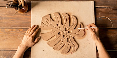Imagem principal de Make Ceramic Signs and Ornaments - Pottery Class by Classpop!™