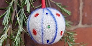 MINI MAKE : Needle Felted Christmas Decoration primary image