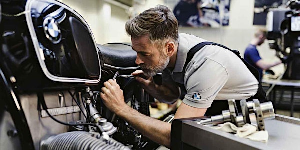 BMW Motorrad Schrauberkurs: Selbsthilfe und Pannenhilfe auf Tour