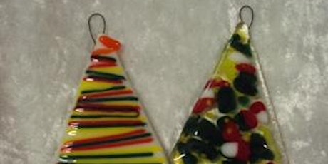 Make a special Xmas decoration in glass  primary image