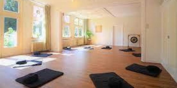 Yin-Nidra yoga combi les. Vrijdag 9:30u-11:00u. Nov-Dec 2022