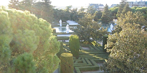 Walking tour: Jardines de Sabatini - Palacio Real