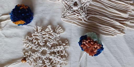 Macrame Snowflakes & Yarn Pompoms Ornaments
