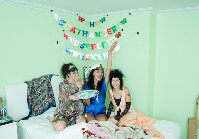 The Coathangers